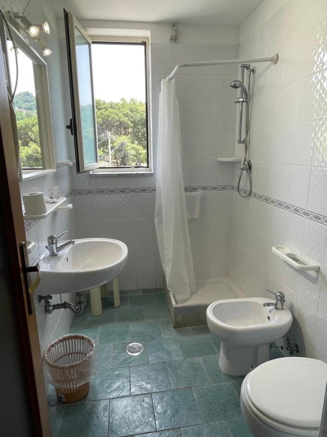 Hotel Lido Ficocella 팔리누로 외부 사진