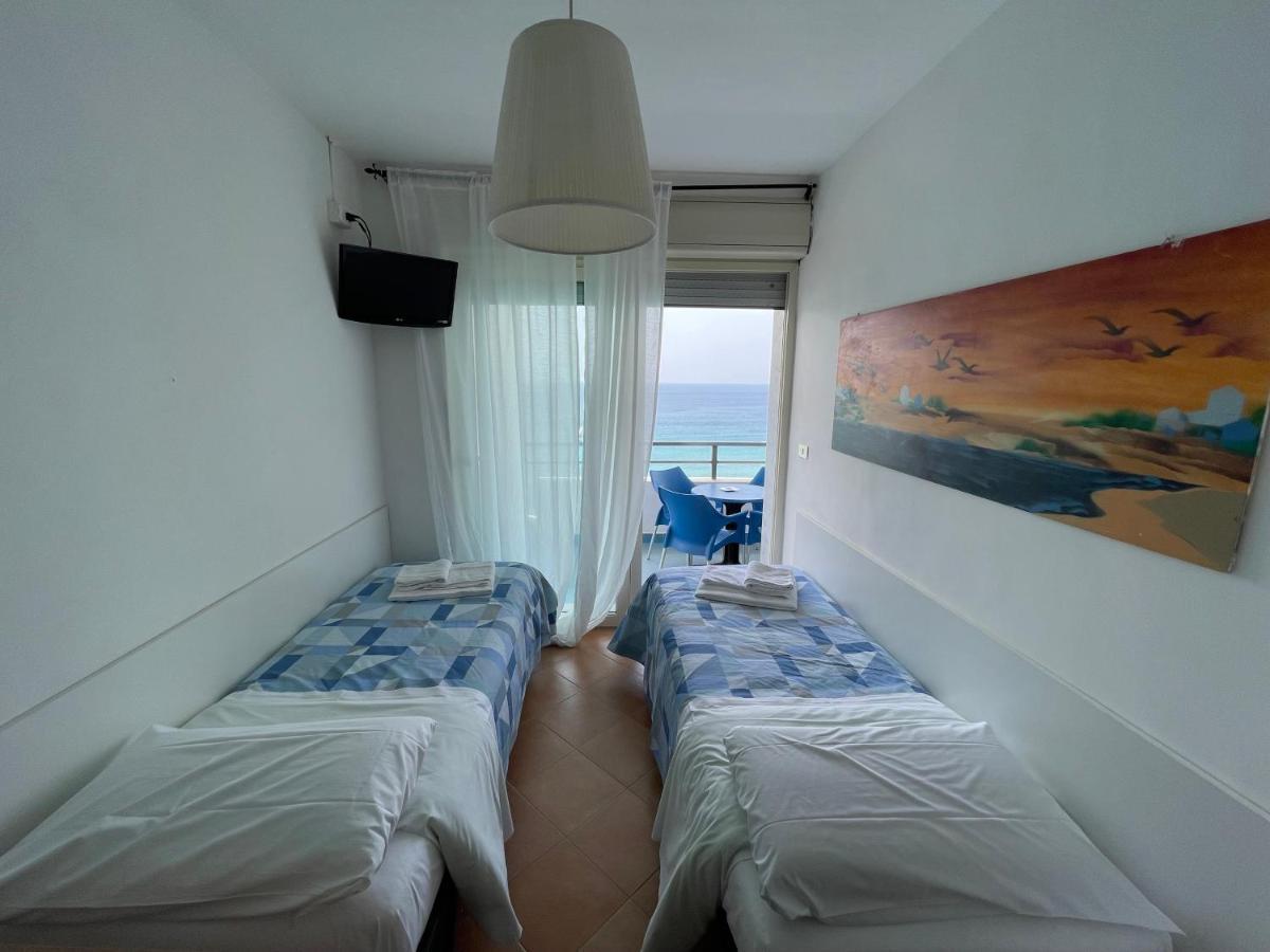 Hotel Lido Ficocella 팔리누로 외부 사진