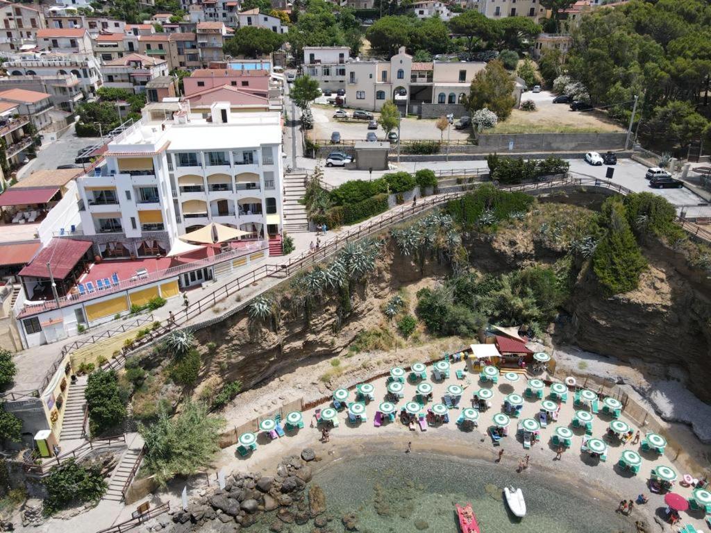 Hotel Lido Ficocella 팔리누로 외부 사진